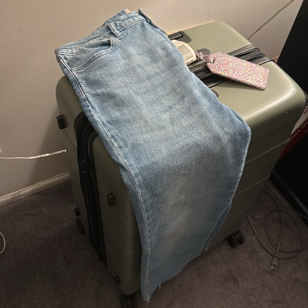MUMU Manhattan Jeans - Picture 3 of 8
